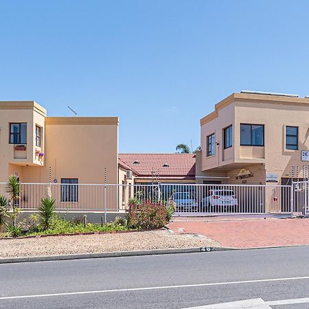 Guesthouse De Tijger Lodge Parow Exterior photo