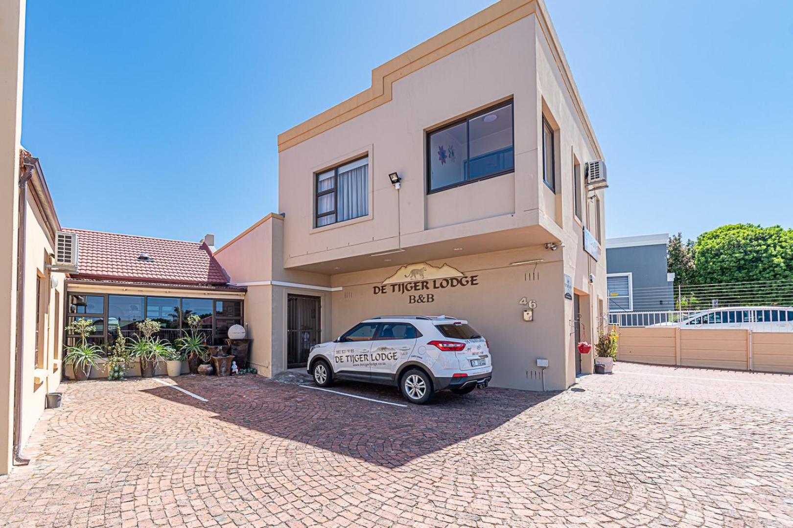 Guesthouse De Tijger Lodge Parow Exterior photo