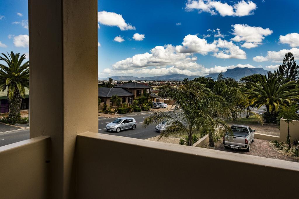 Guesthouse De Tijger Lodge Parow Room photo
